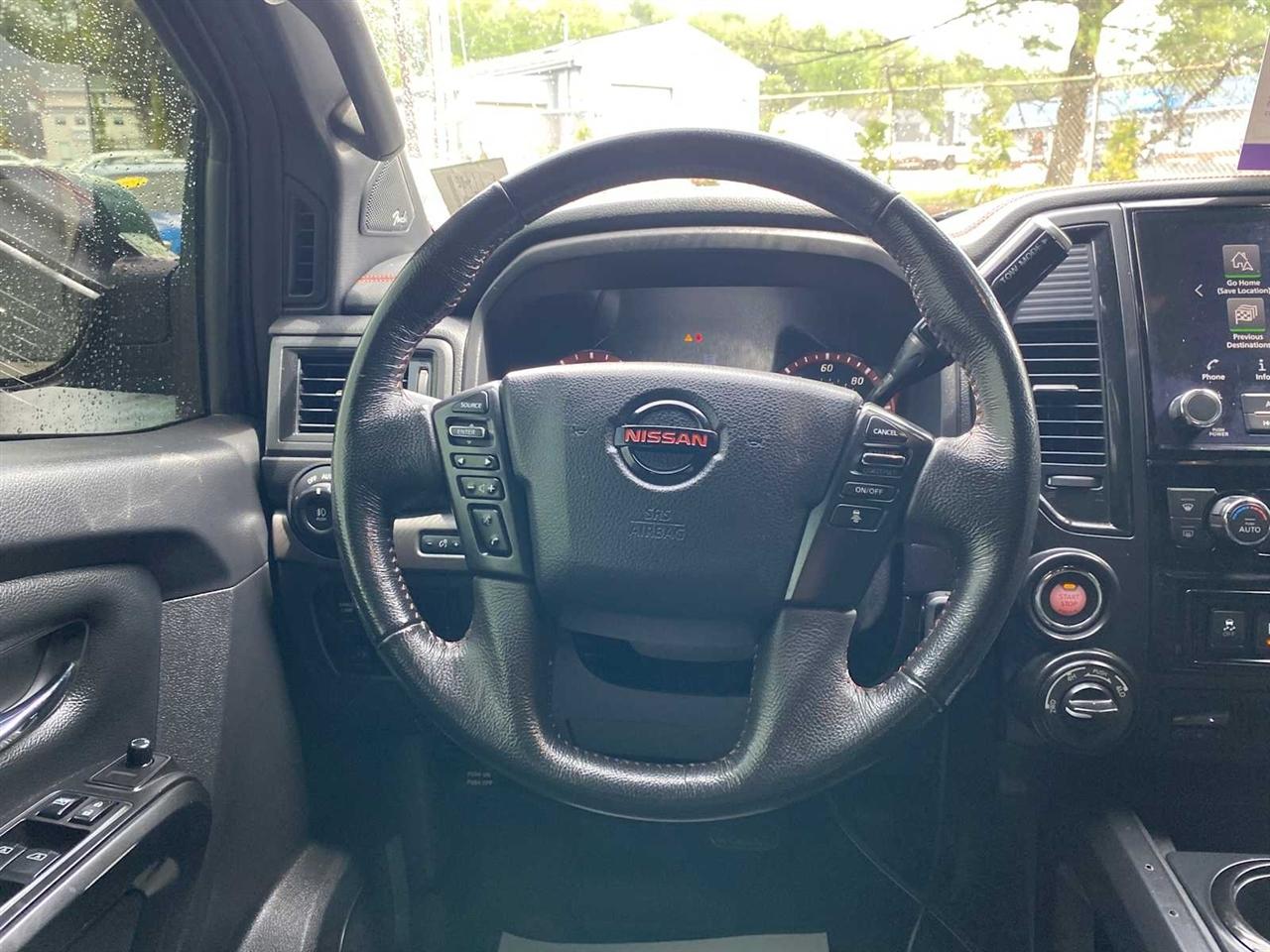 Nissan Titan PRO-4X Crew Cab 4WD 2021