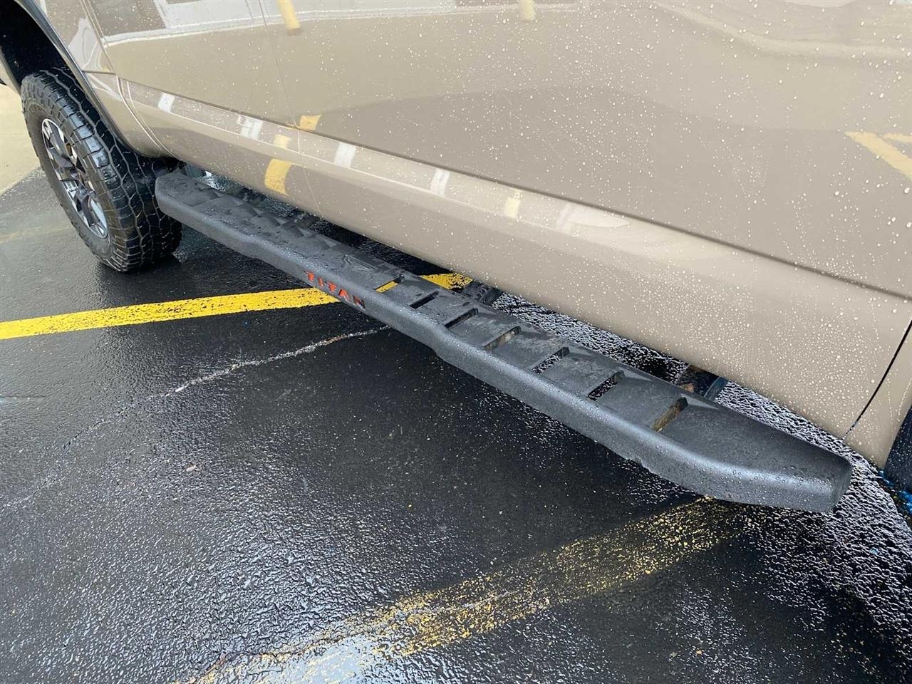 Nissan Titan PRO-4X Crew Cab 4WD 2021