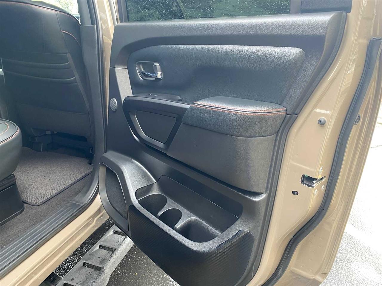 Nissan Titan PRO-4X Crew Cab 4WD 2021
