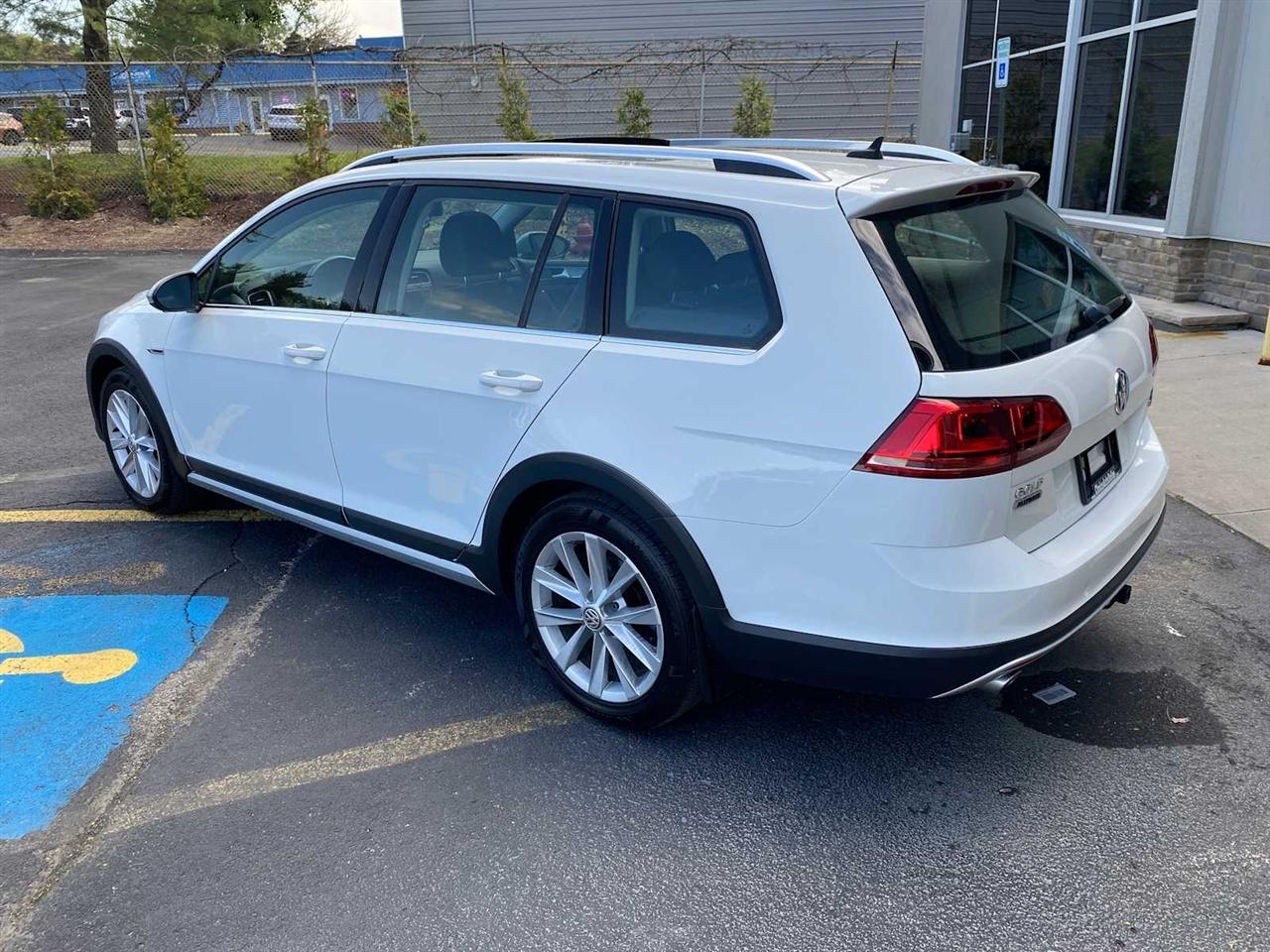 Volkswagen Golf Alltrack TSI S 6A 2017