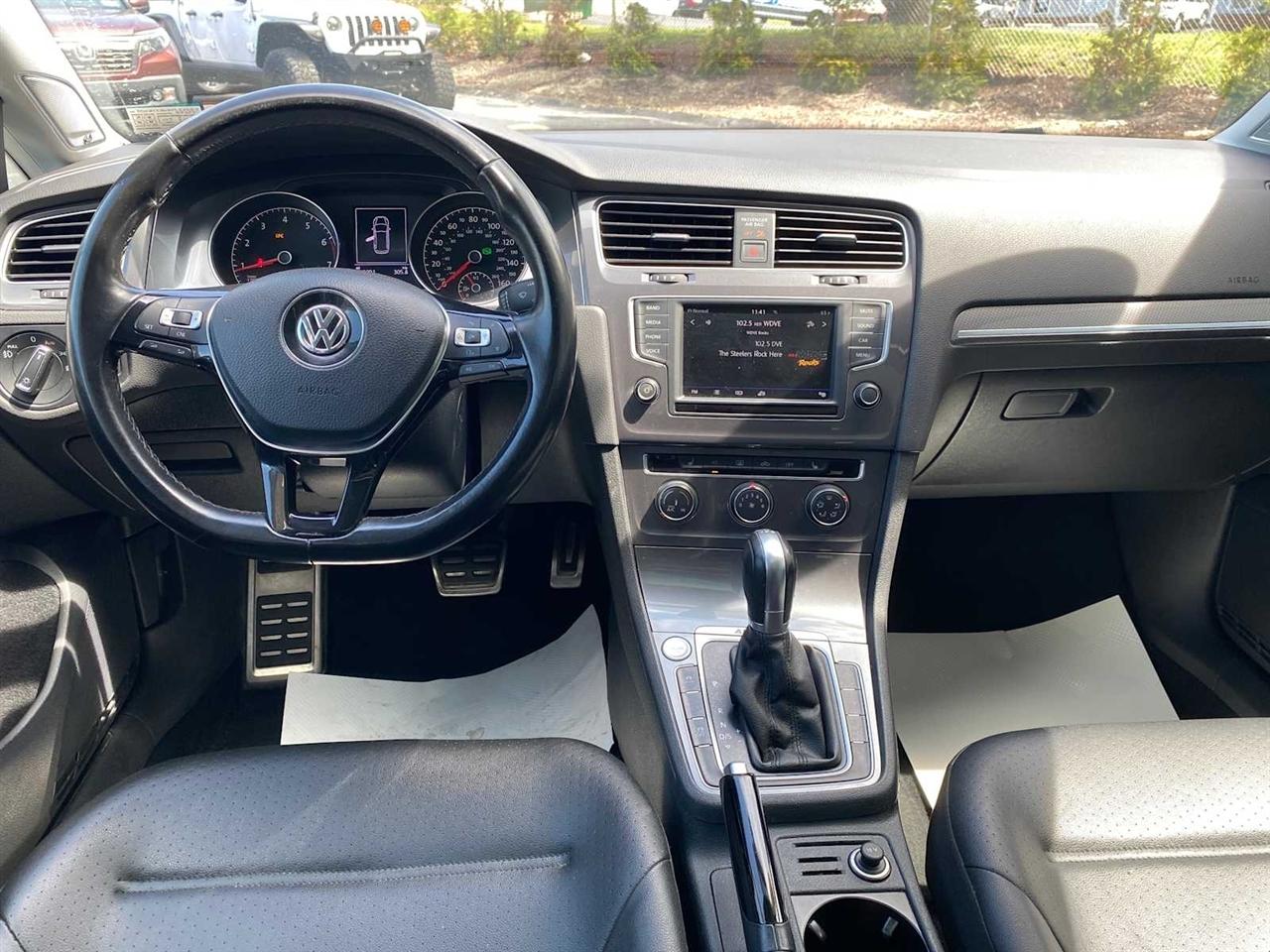 Volkswagen Golf Alltrack TSI S 6A 2017