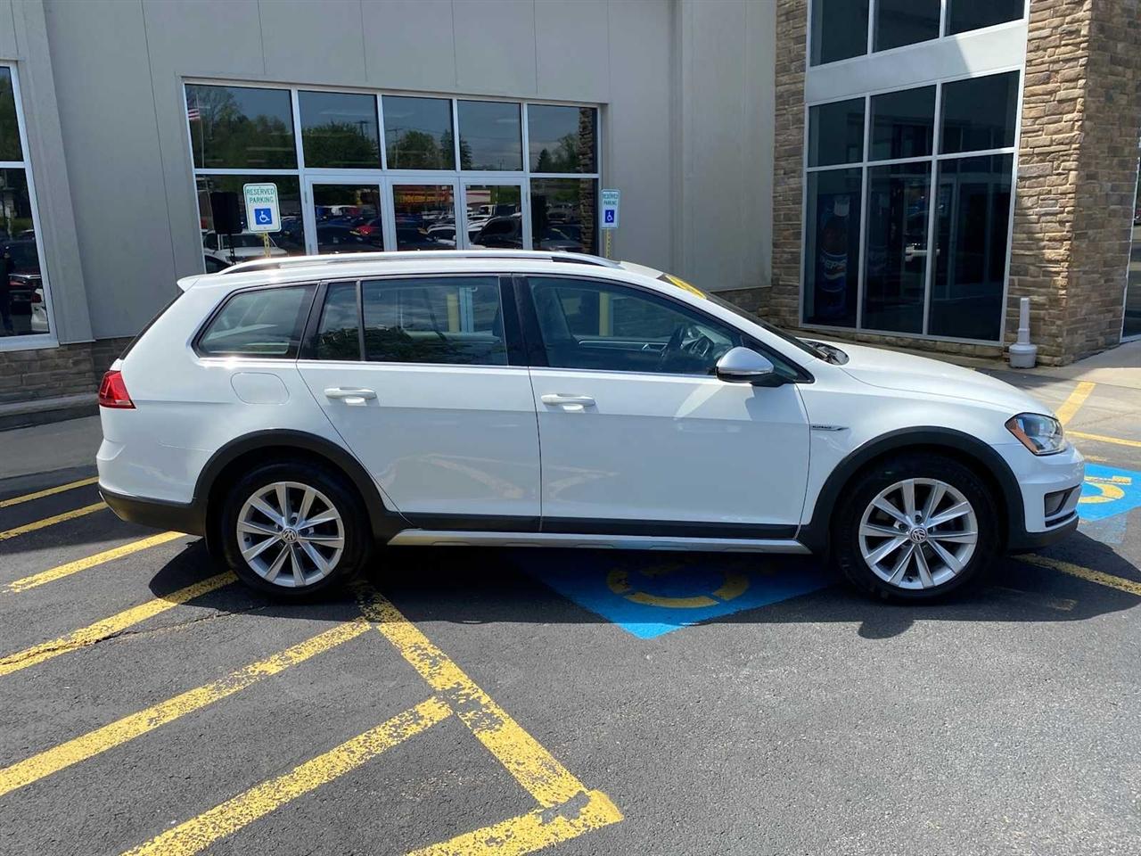 Volkswagen Golf Alltrack TSI S 6A 2017