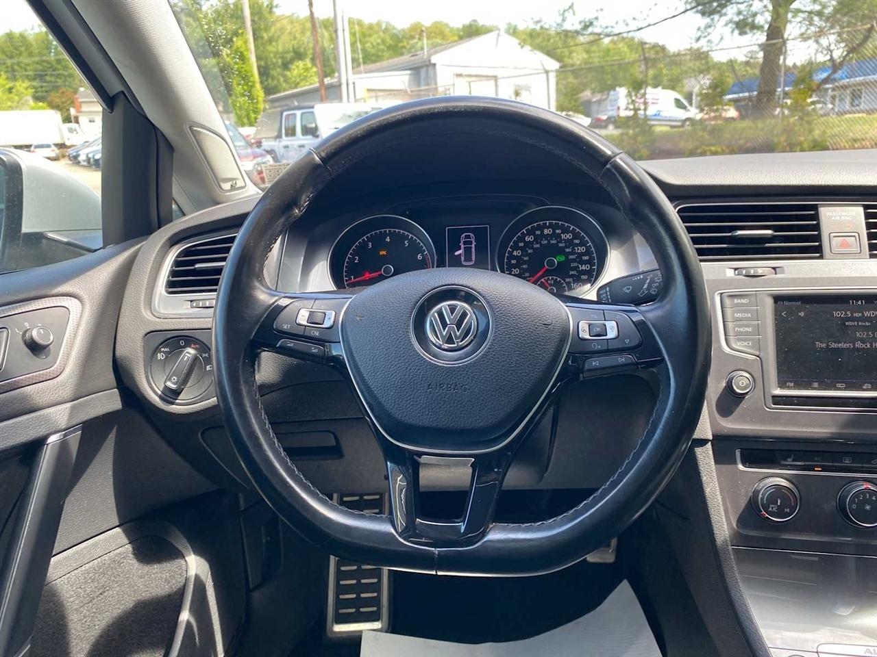 Volkswagen Golf Alltrack TSI S 6A 2017
