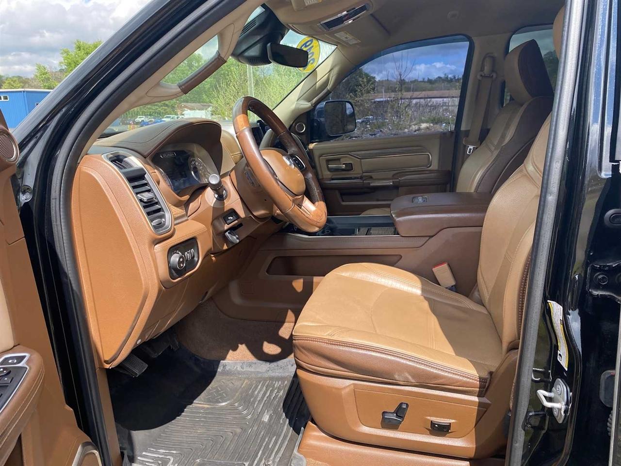 RAM 2500 Longhorn Crew Cab SWB 4WD 2019