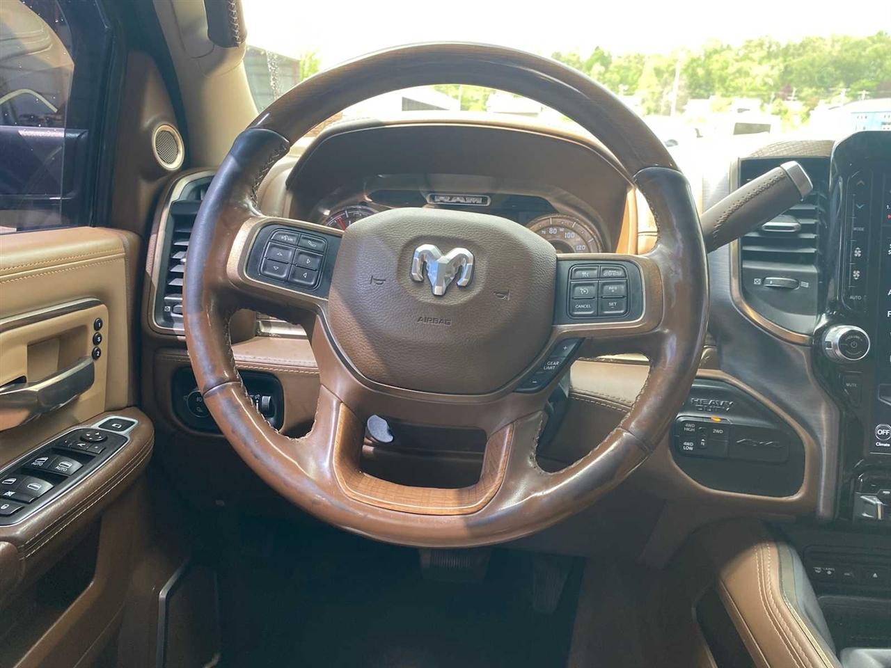 RAM 2500 Longhorn Crew Cab SWB 4WD 2019