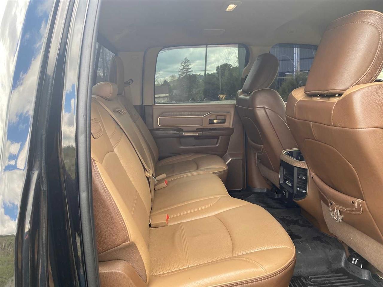 RAM 2500 Longhorn Crew Cab SWB 4WD 2019