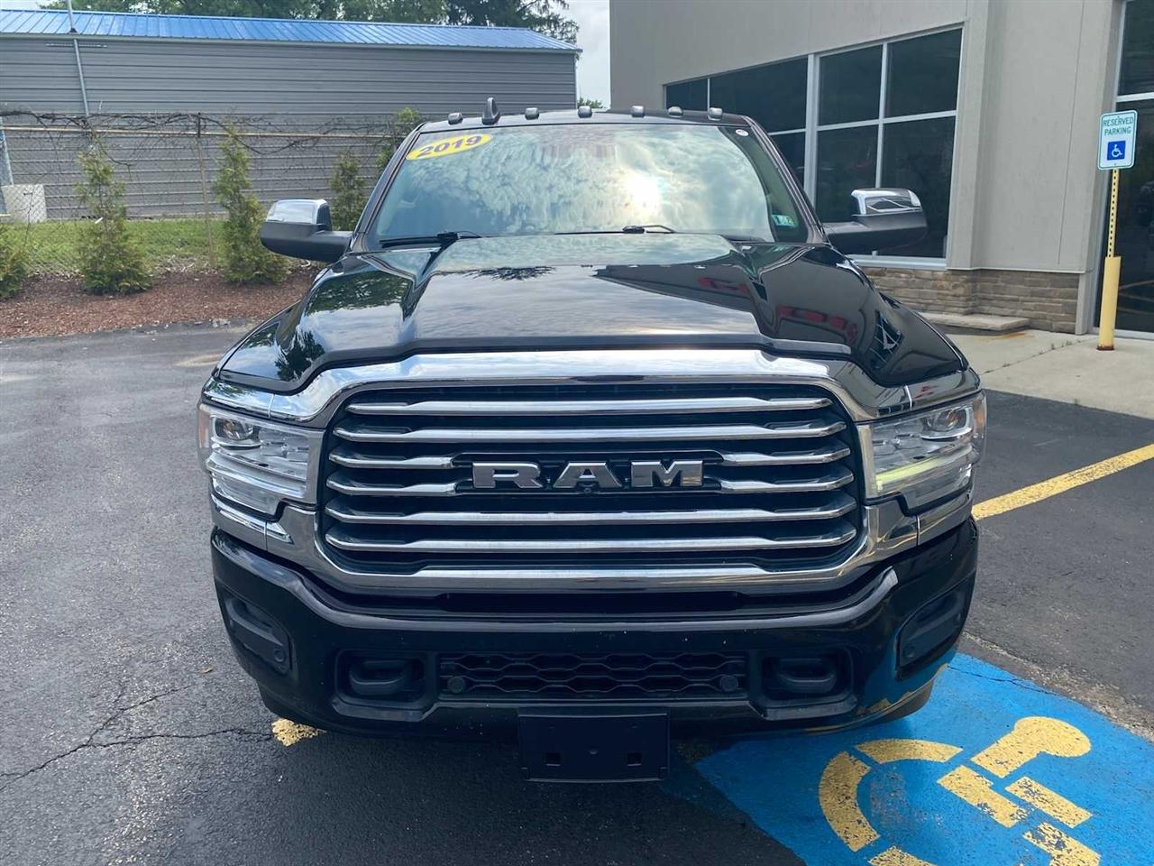 RAM 2500 Longhorn Crew Cab SWB 4WD 2019