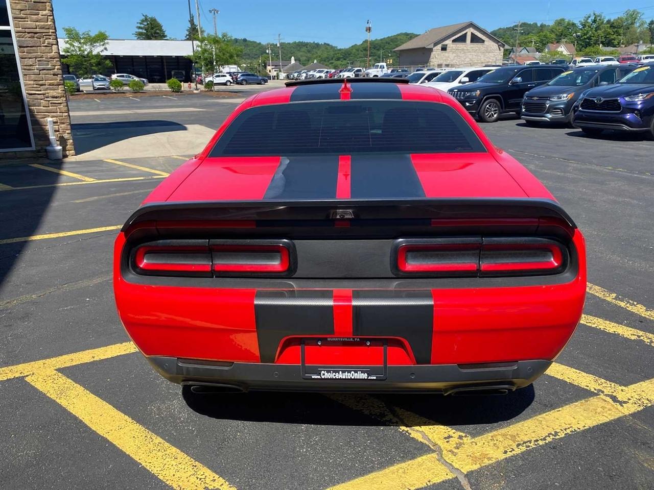 Dodge Challenger SRT Hellcat 2016