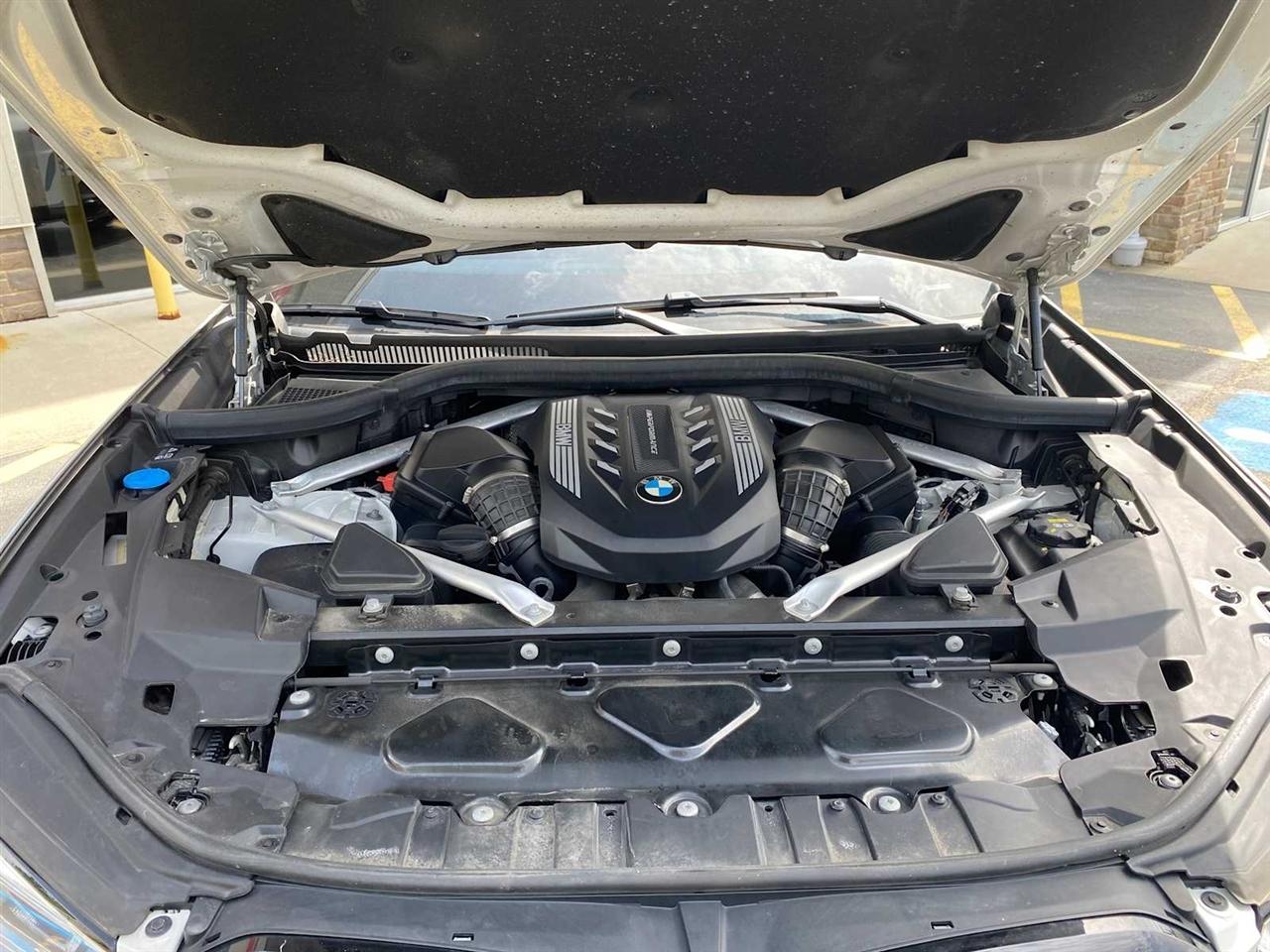BMW X6 M50i 2023