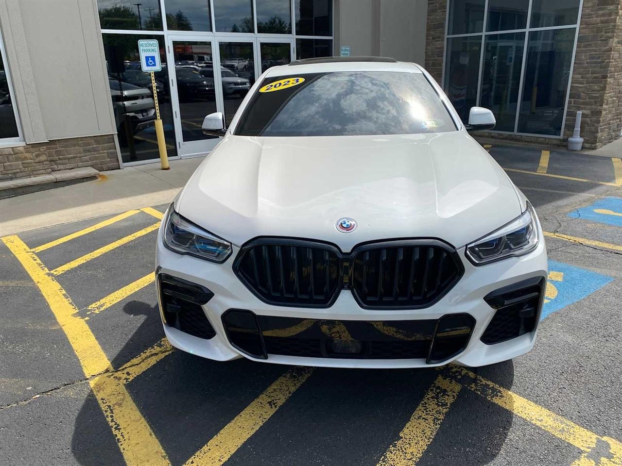 BMW X6 M50i 2023