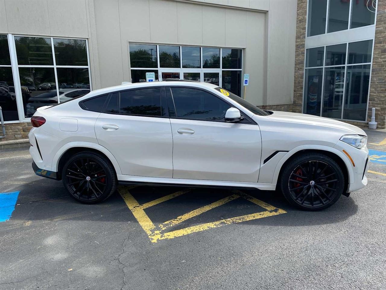 BMW X6 M50i 2023