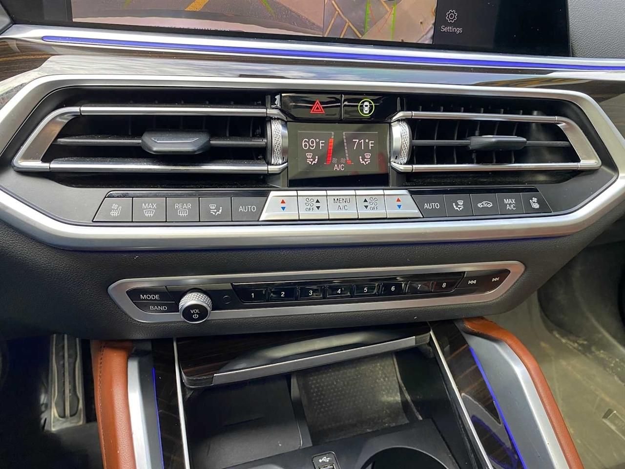 BMW X6 M50i 2023