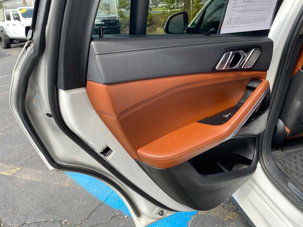BMW X6 M50i 2023