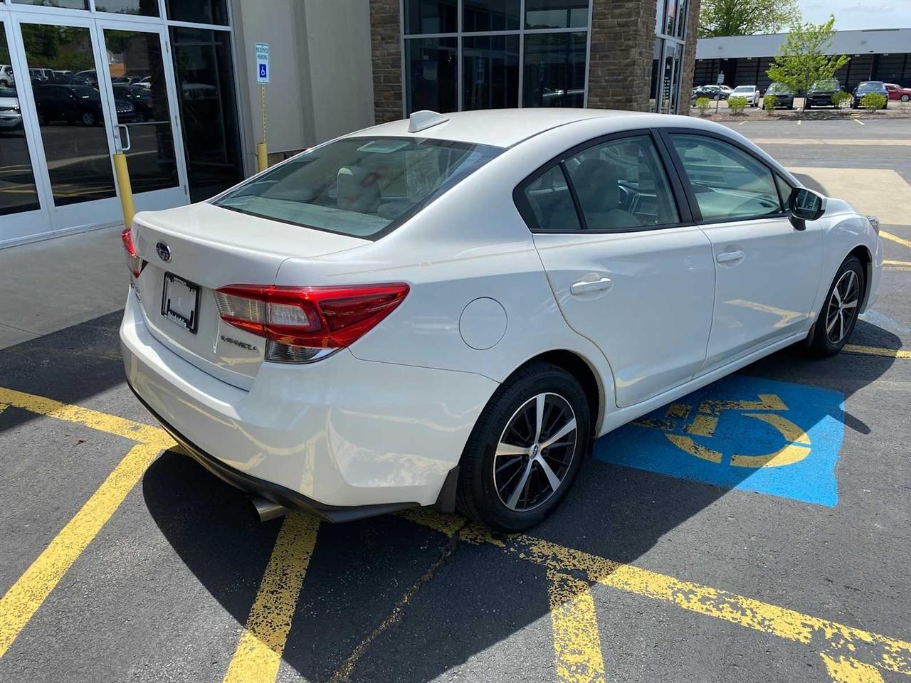 Subaru Impreza 2.0i Premium CVT 4-Door 2020
