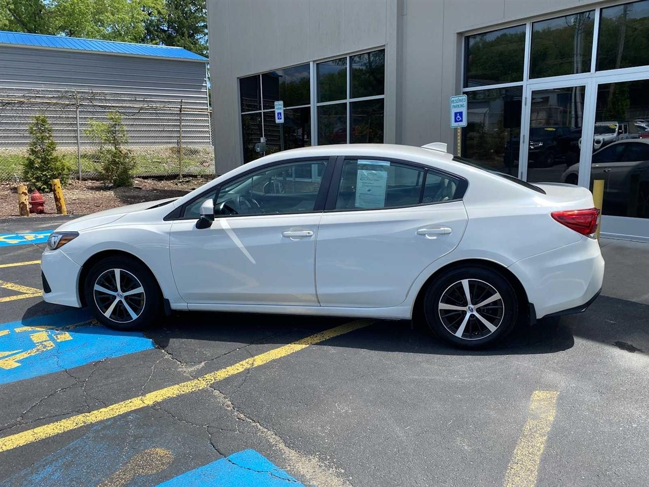 Subaru Impreza 2.0i Premium CVT 4-Door 2020