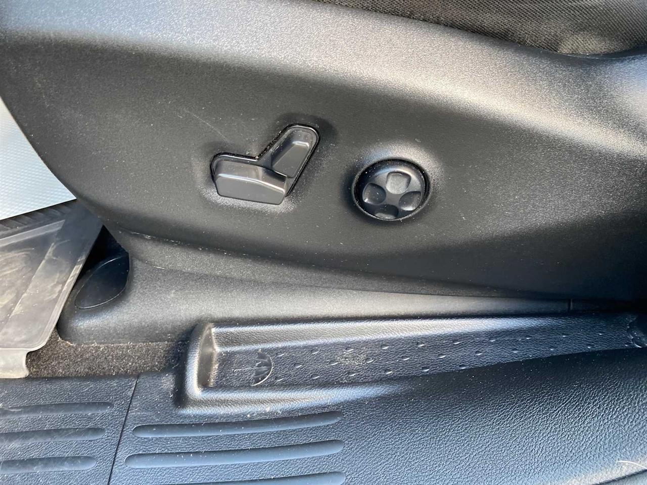 Chrysler Pacifica Touring 2021