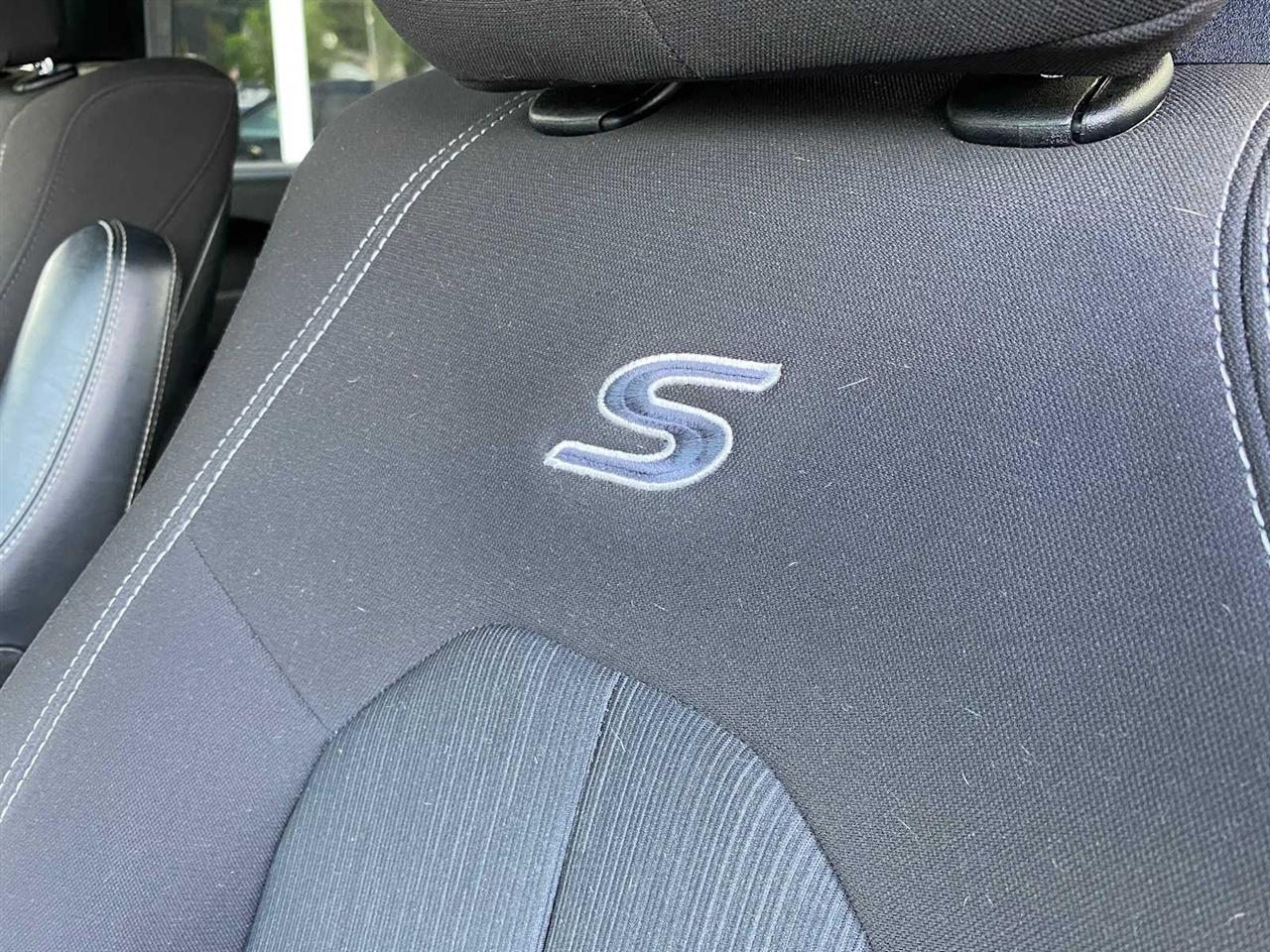 Chrysler Pacifica Touring 2021