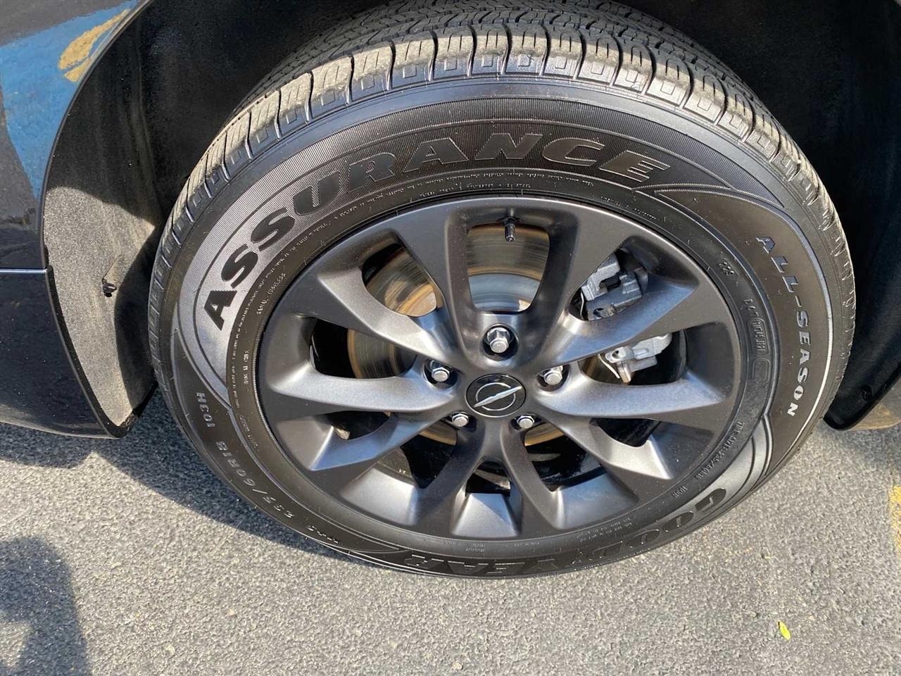 Chrysler Pacifica Touring 2021