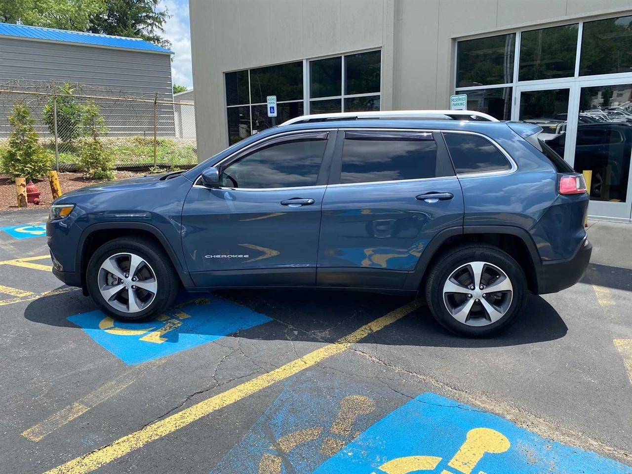 Jeep Cherokee Limited 4WD 2020