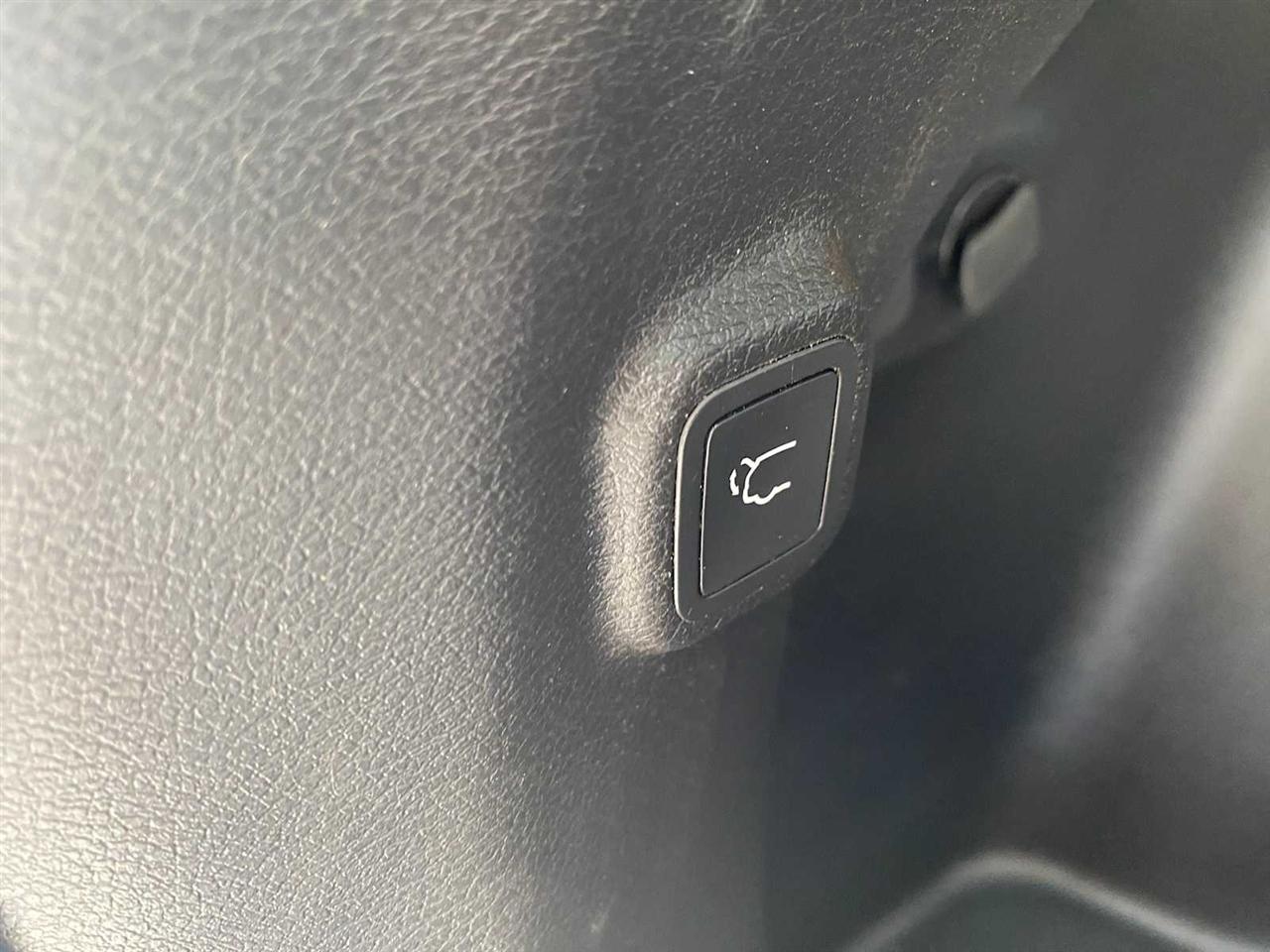 Jeep Cherokee Limited 4WD 2020