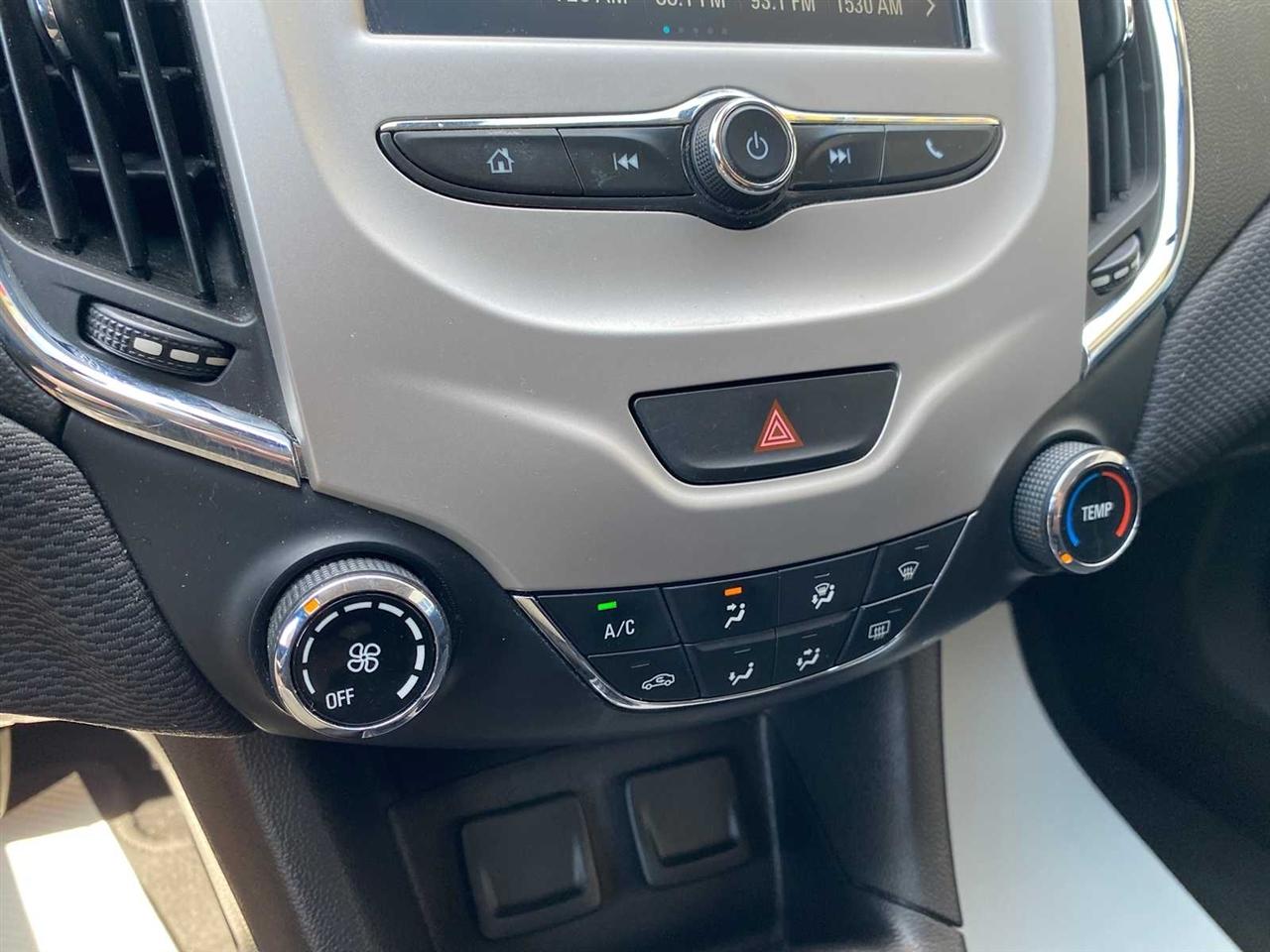 Chevrolet Cruze LS Auto 2016