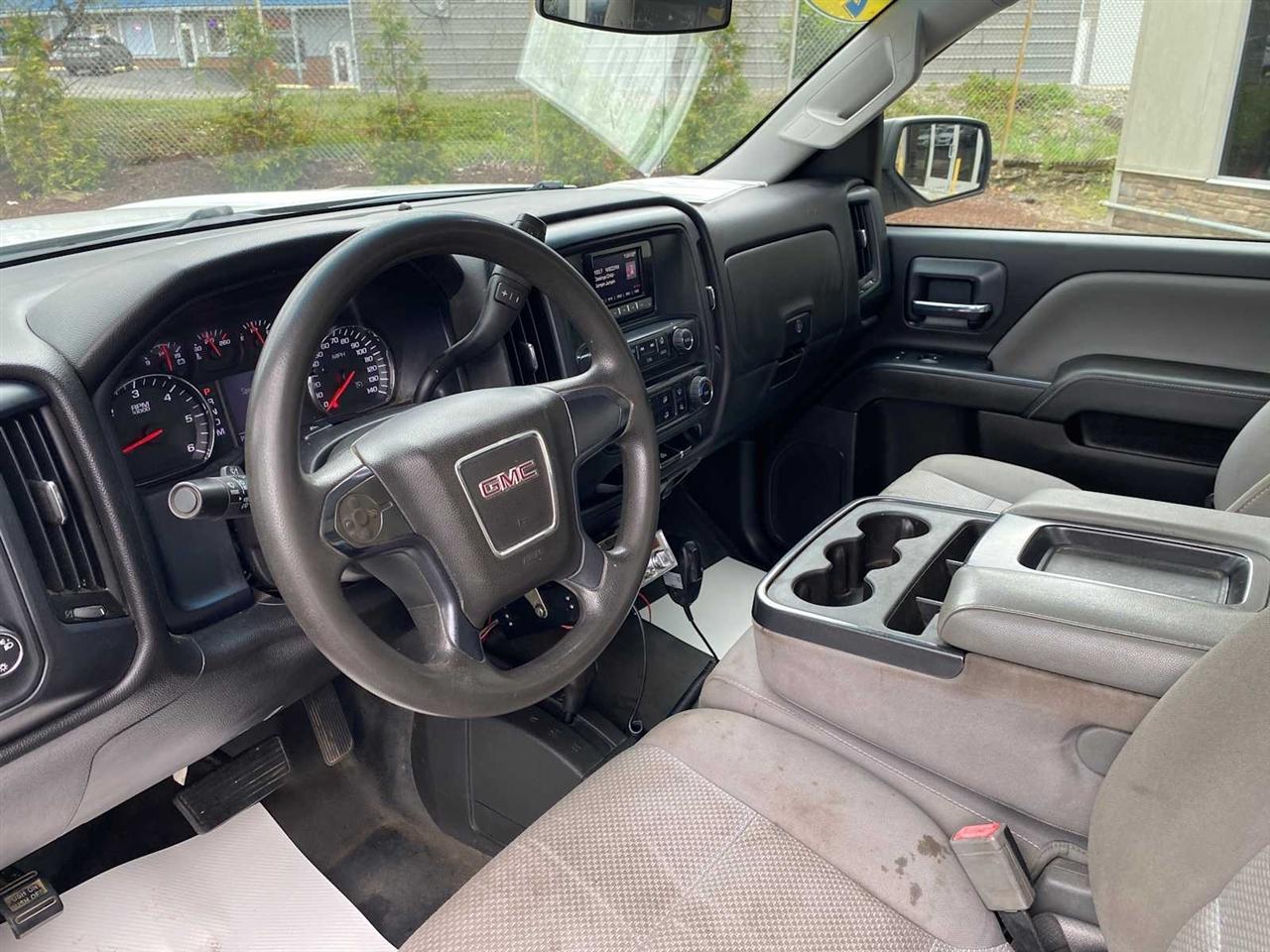 GMC Sierra 1500 Base Long Box 4WD 2015