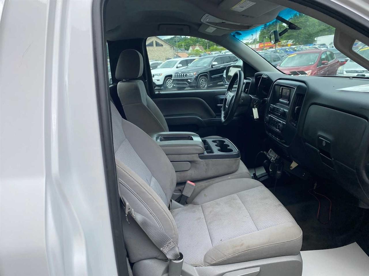 GMC Sierra 1500 Base Long Box 4WD 2015