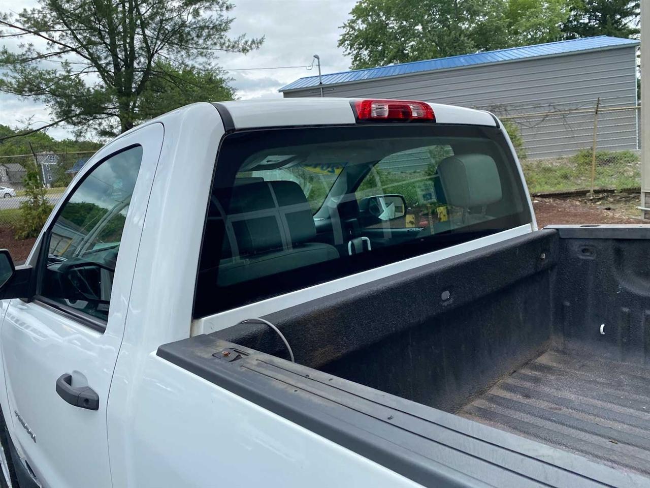 GMC Sierra 1500 Base Long Box 4WD 2015