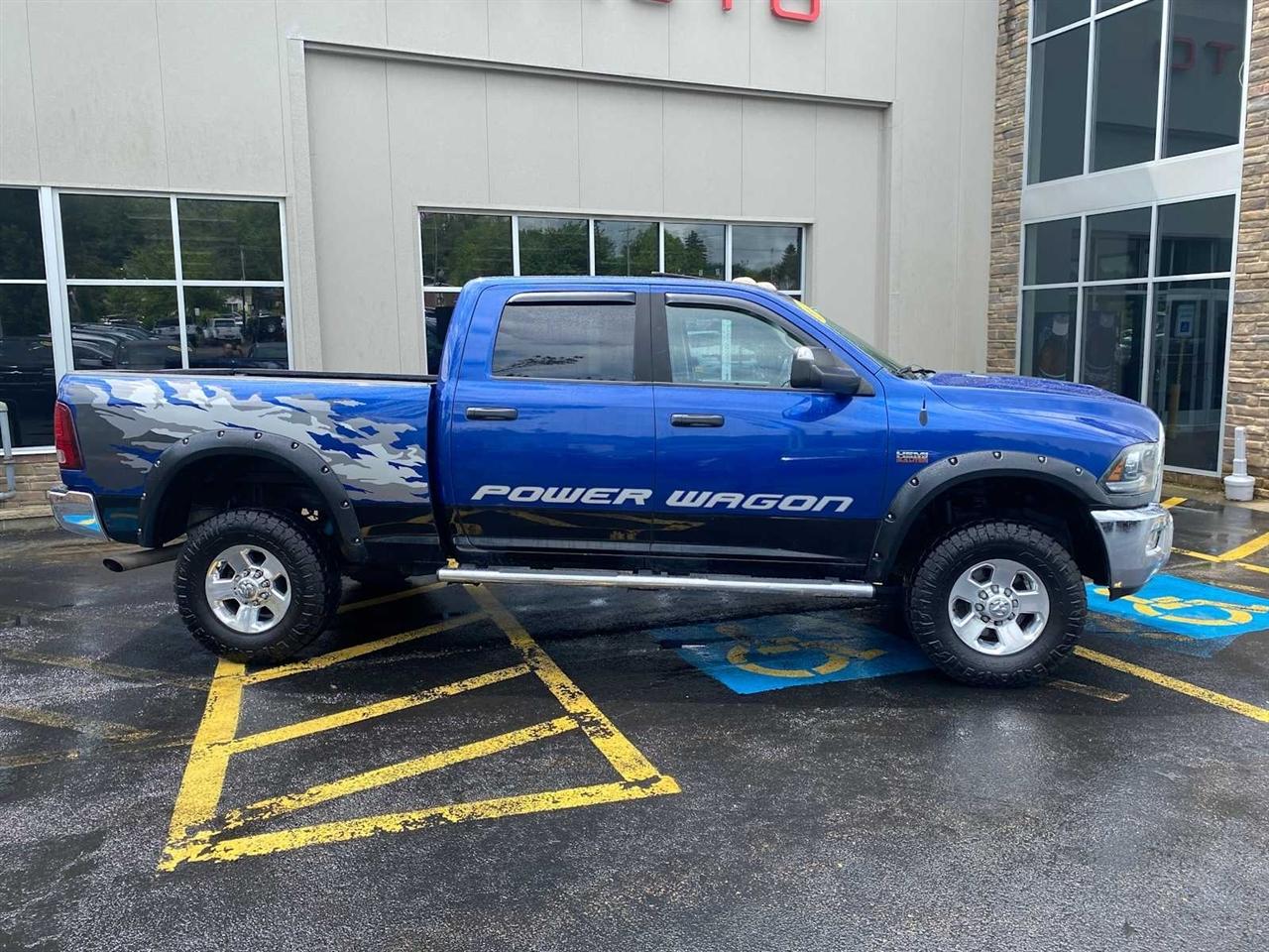 RAM 2500 Power Wagon Crew Cab SWB 4WD 2015