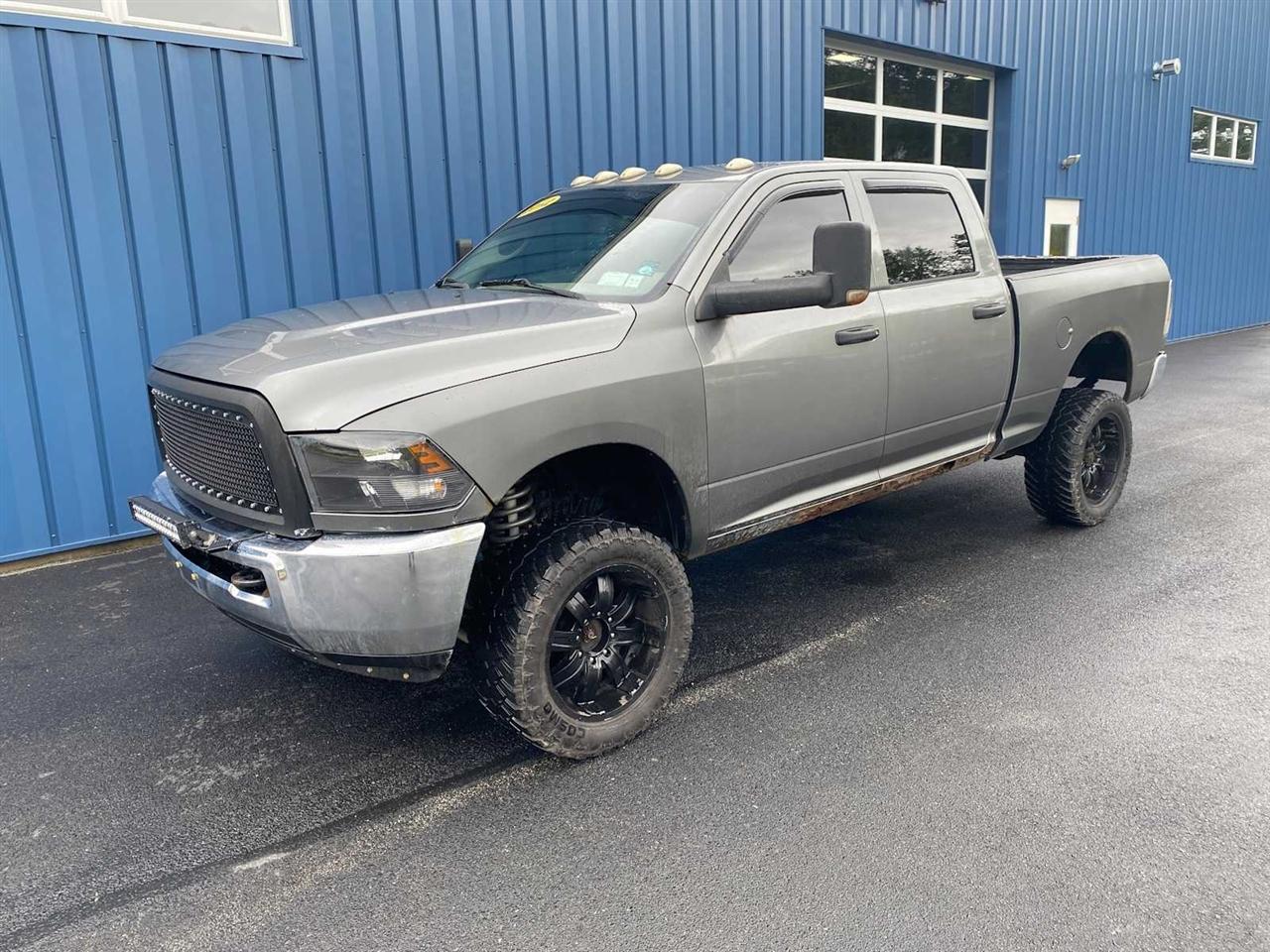 RAM 2500 ST Crew Cab SWB 4WD 2012