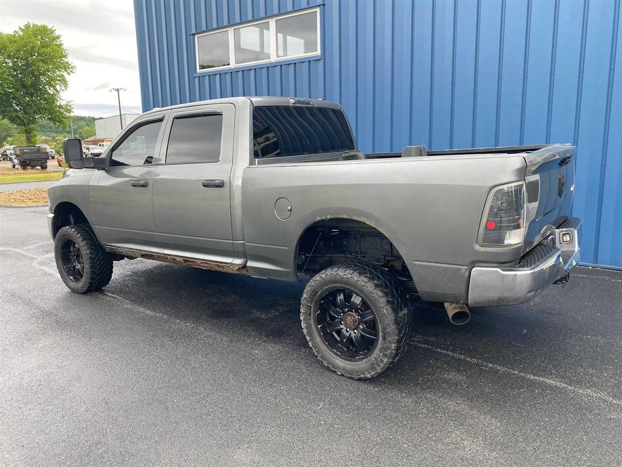 RAM 2500 ST Crew Cab SWB 4WD 2012