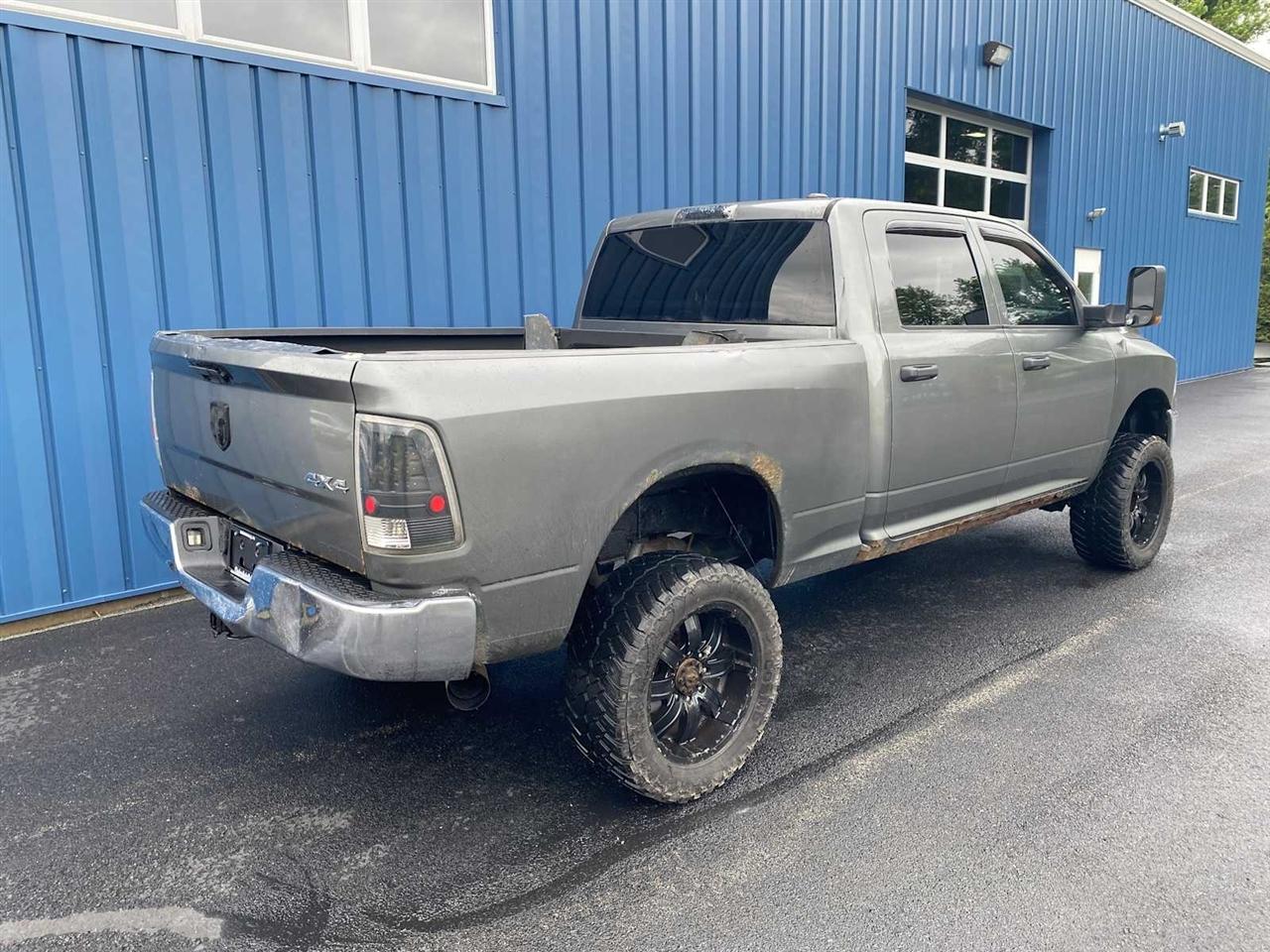 RAM 2500 ST Crew Cab SWB 4WD 2012
