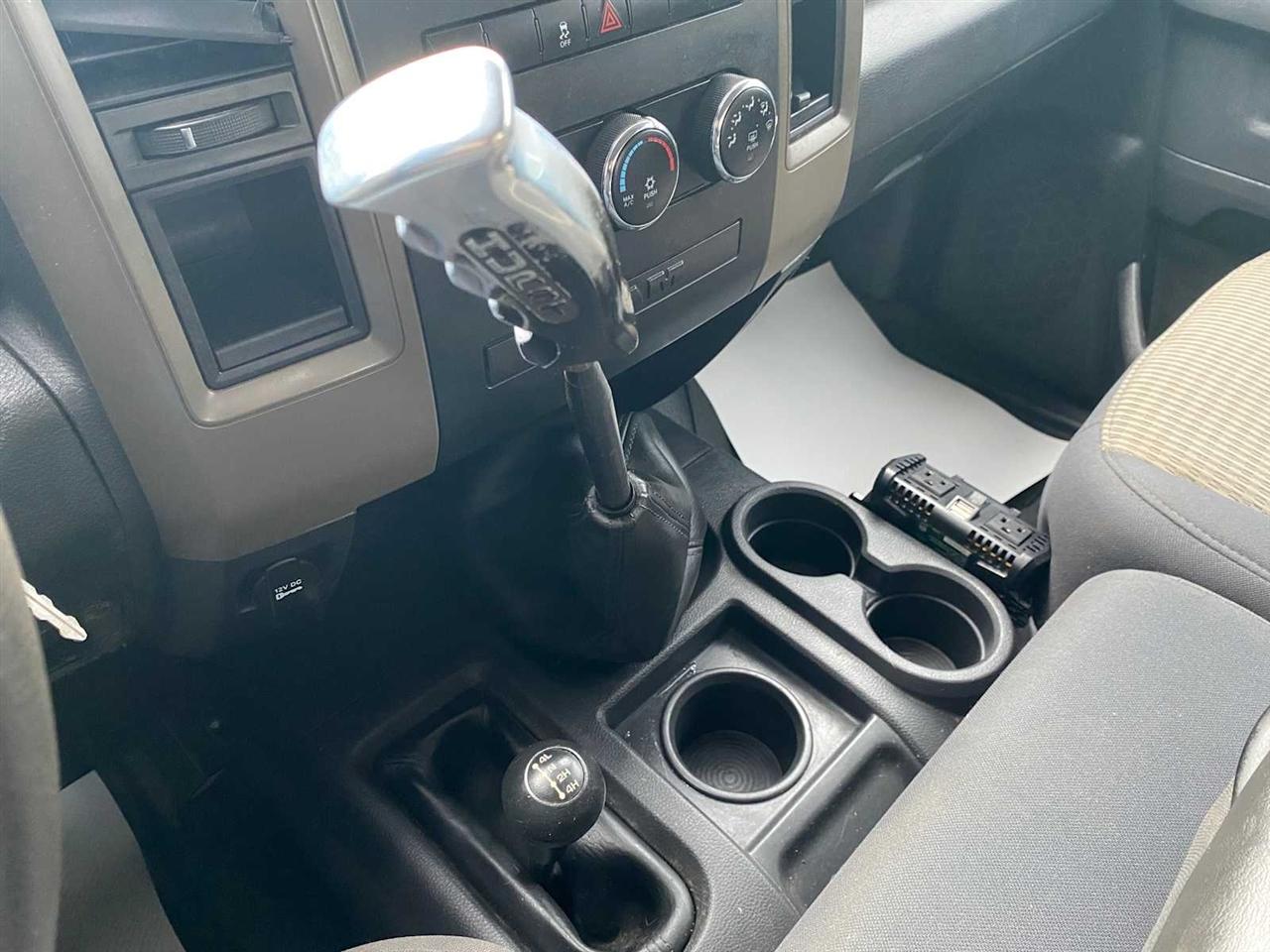 RAM 2500 ST Crew Cab SWB 4WD 2012