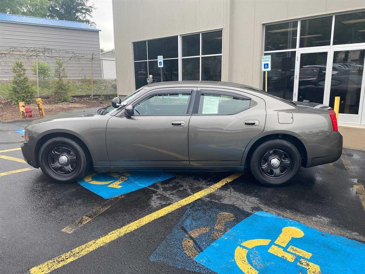 Dodge Charger 4dr Sdn Police RWD 2010