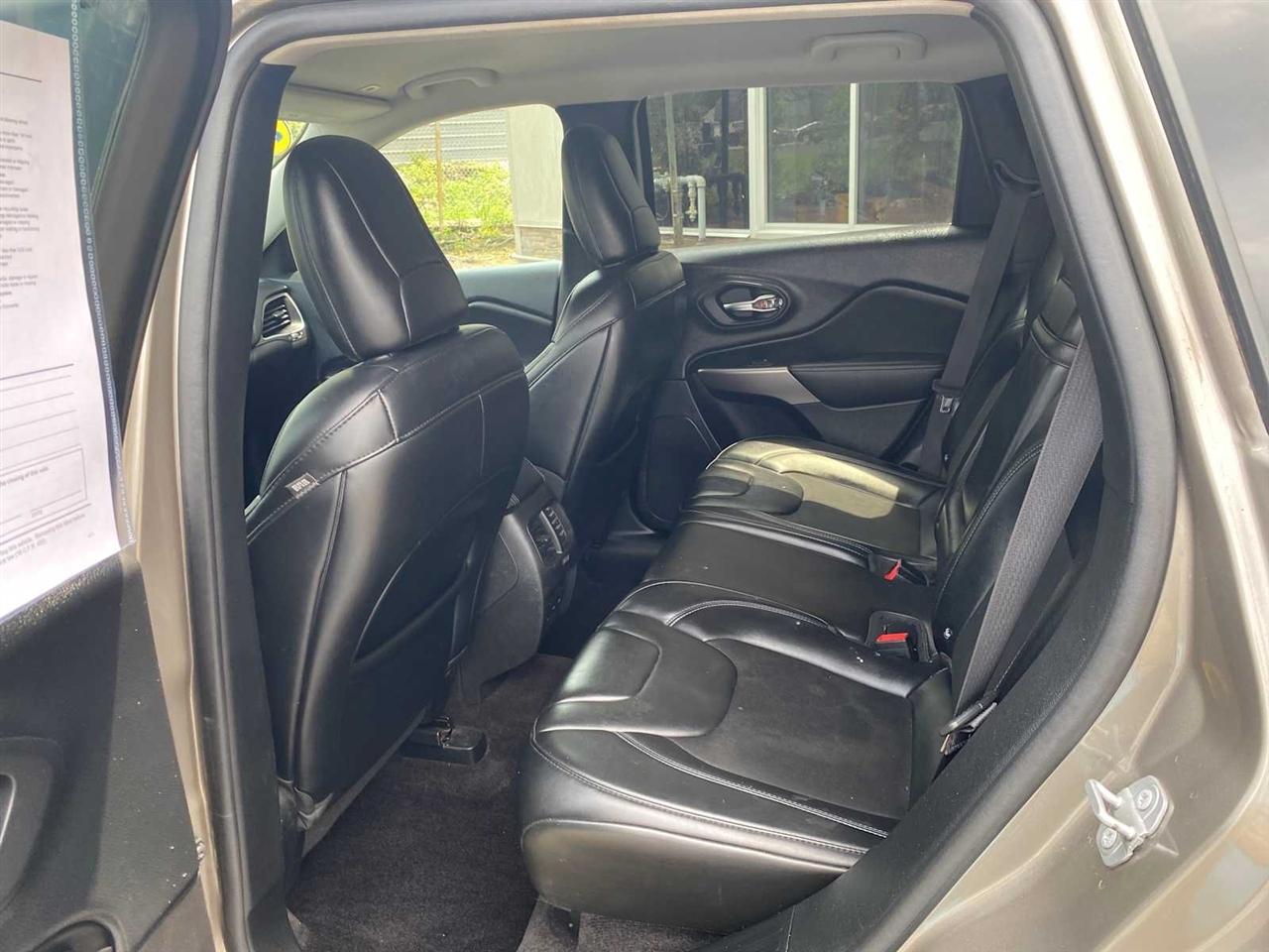 Jeep Cherokee Latitude Plus 4WD 2019