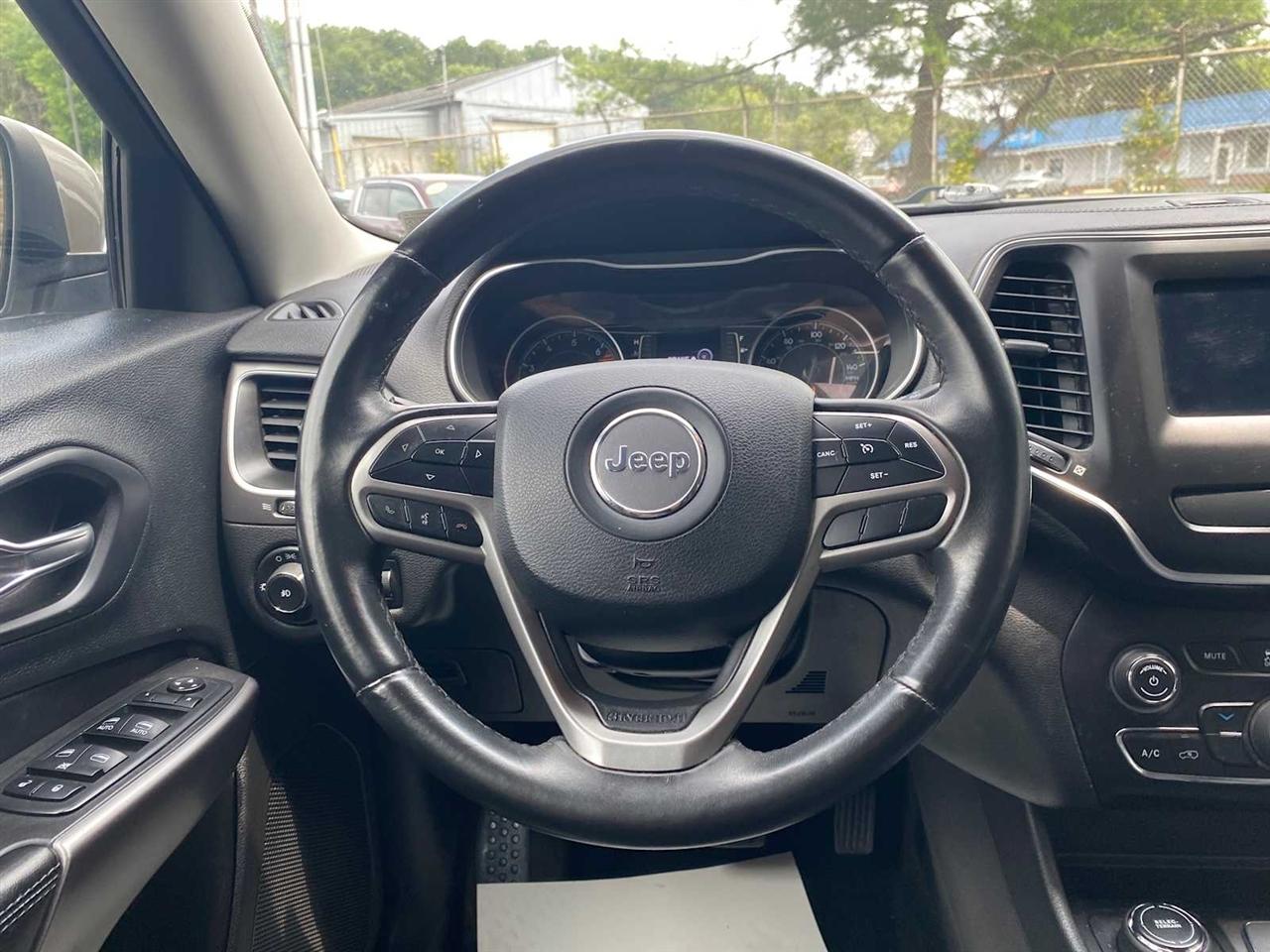 Jeep Cherokee Latitude Plus 4WD 2019