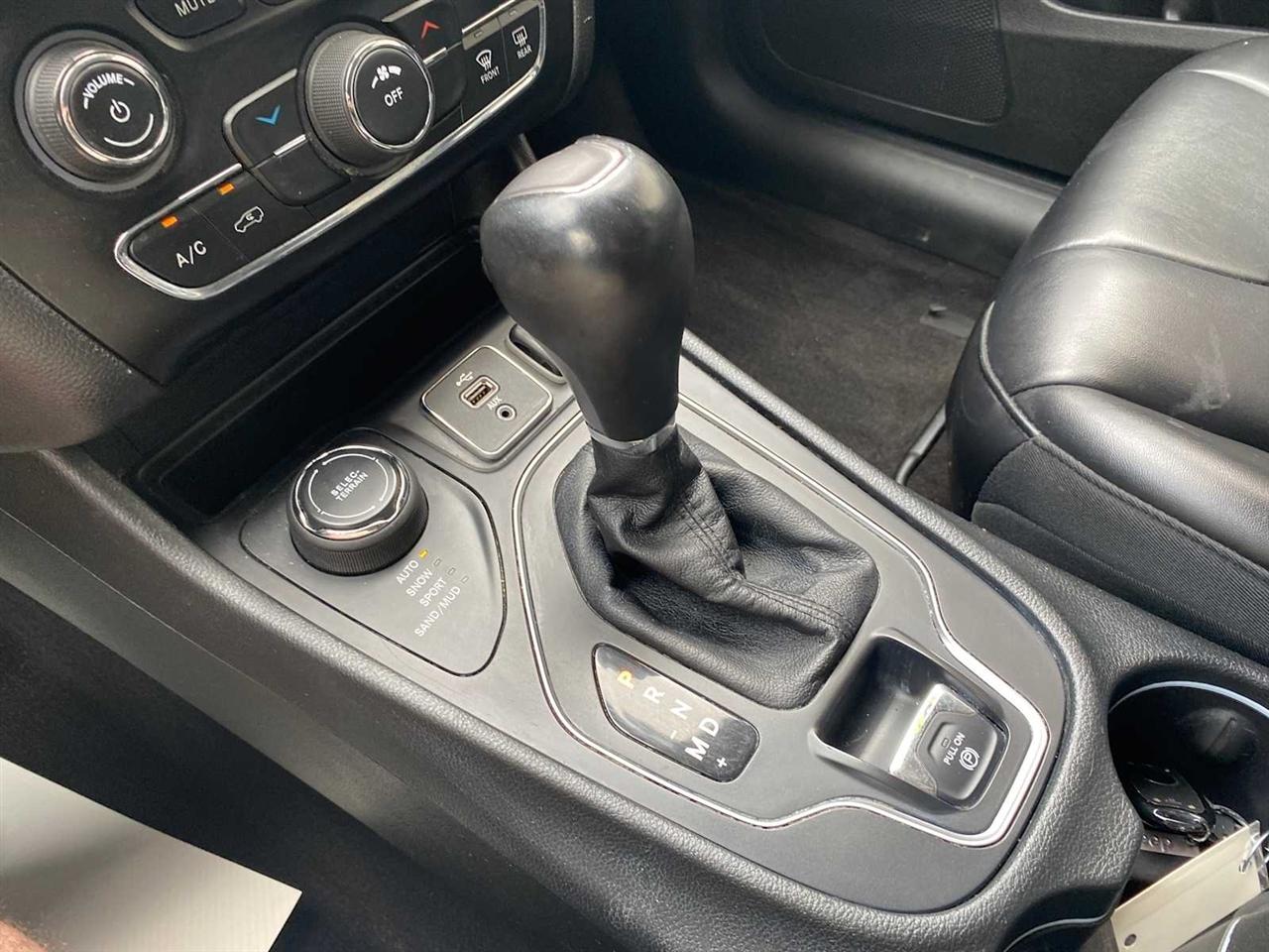 Jeep Cherokee Latitude Plus 4WD 2019