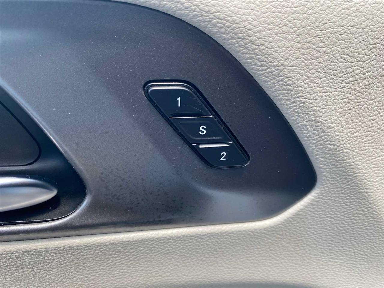 Chrysler Pacifica Hybrid Touring L 2022