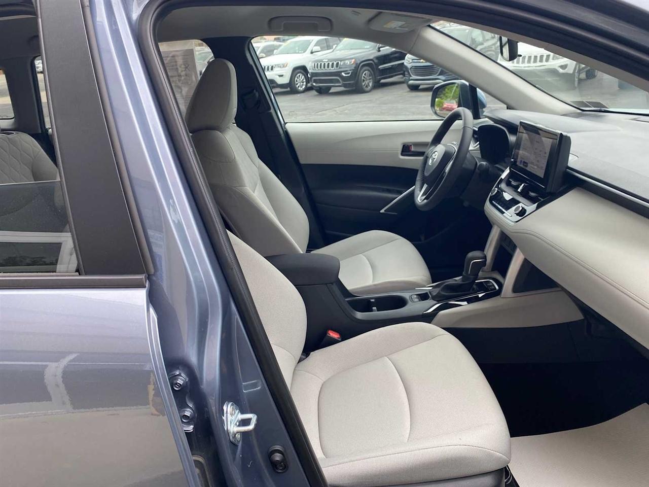 Toyota Corolla Cross LE AWD 2023