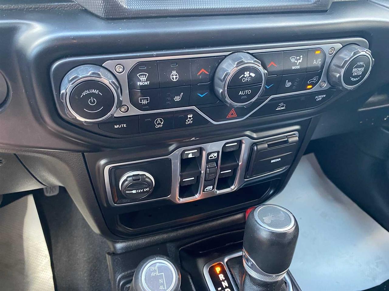 Jeep Wrangler Unlimited Sahara Altitude 4x4 2022