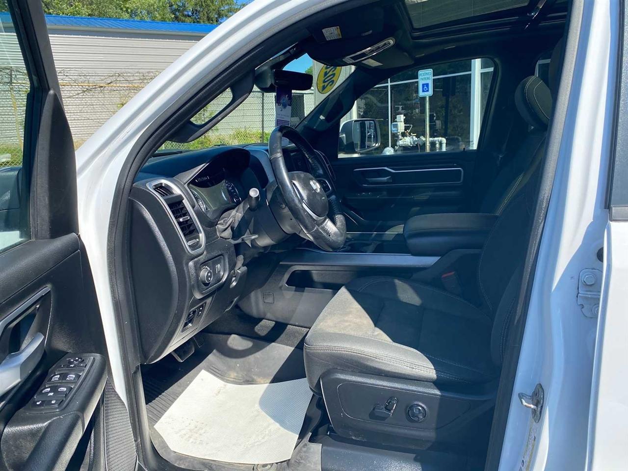 RAM 1500 Big Horn Crew Cab SWB 4WD 2020