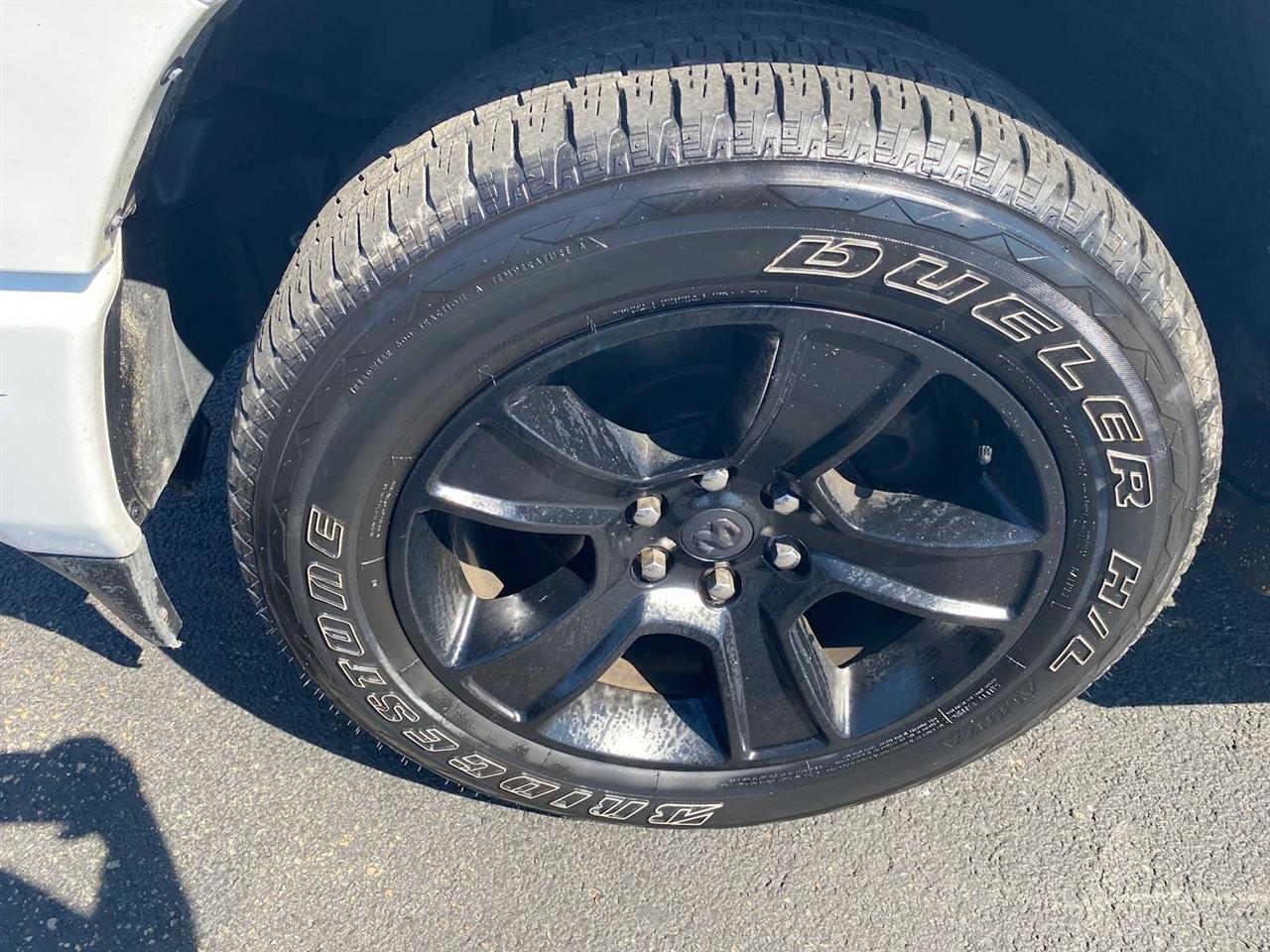 RAM 1500 Big Horn Crew Cab SWB 4WD 2020