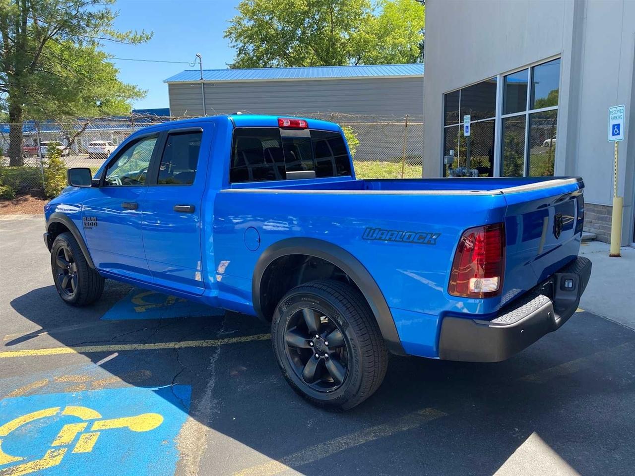 RAM 1500 SLT Quad Cab 4WD 2020