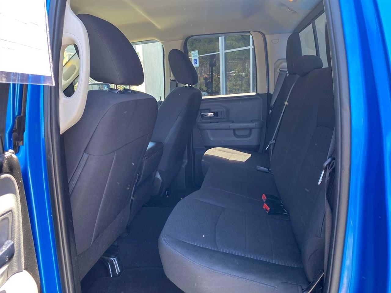 RAM 1500 SLT Quad Cab 4WD 2020