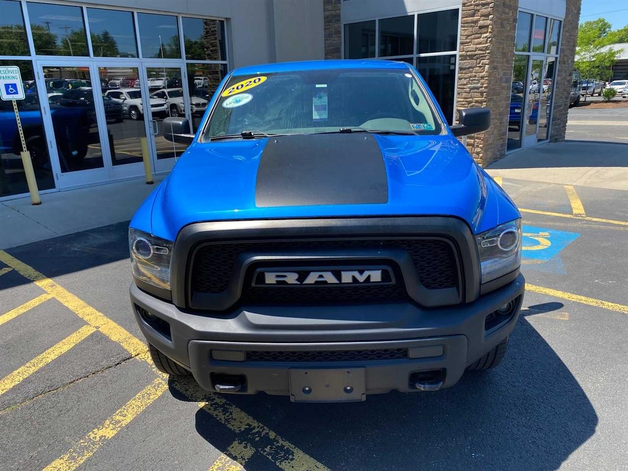 RAM 1500 SLT Quad Cab 4WD 2020