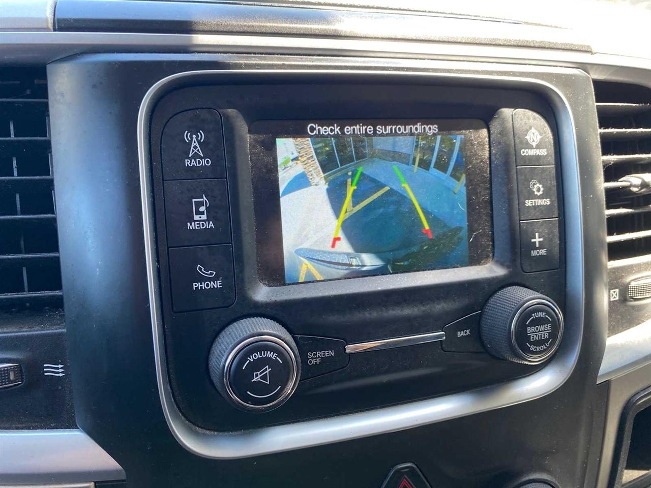 RAM 1500 SLT Quad Cab 4WD 2020