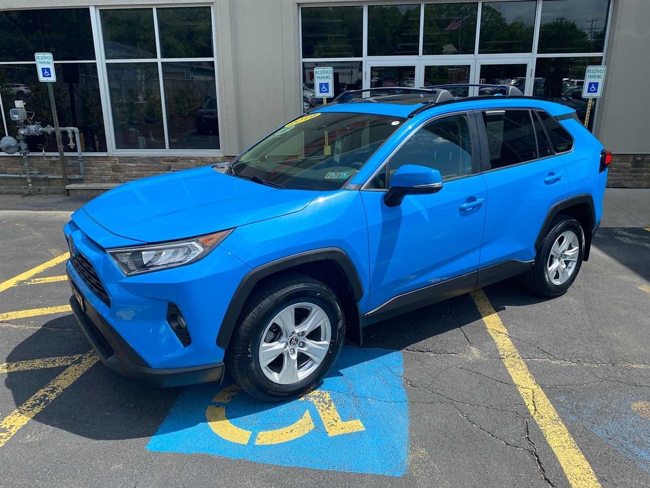Toyota RAV4 XLE AWD 2019