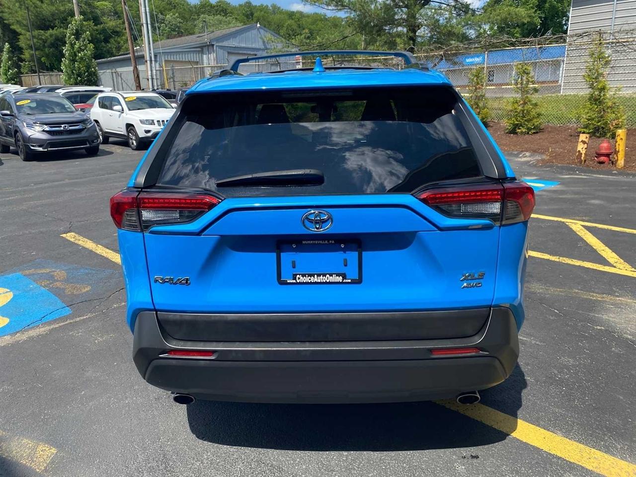 Toyota RAV4 XLE AWD 2019