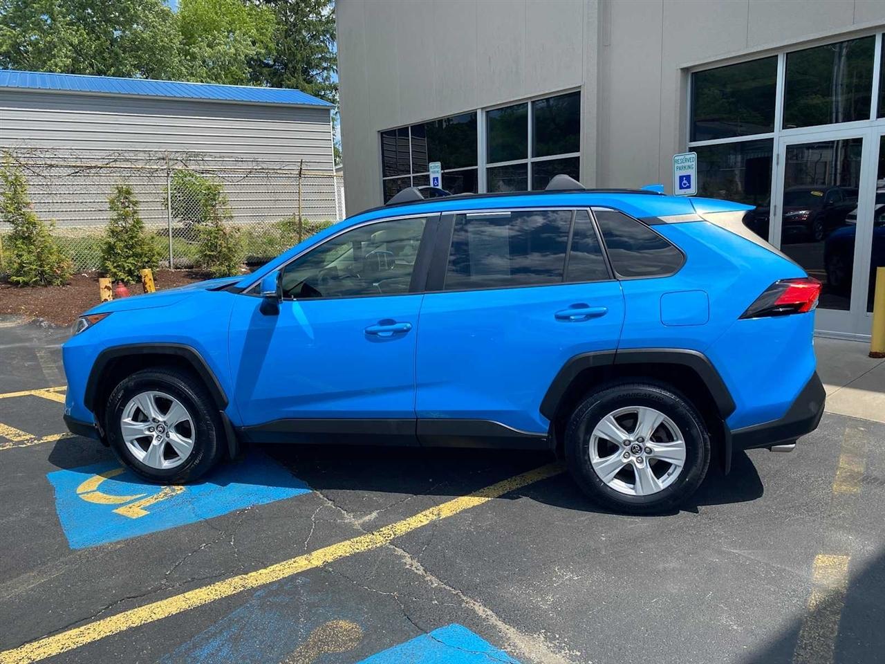 Toyota RAV4 XLE AWD 2019