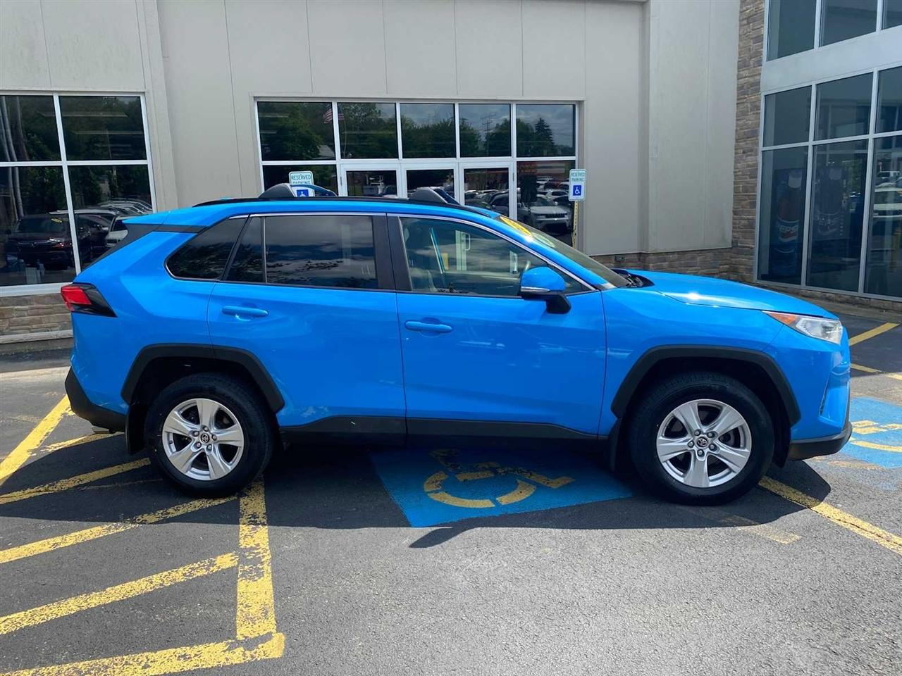 Toyota RAV4 XLE AWD 2019